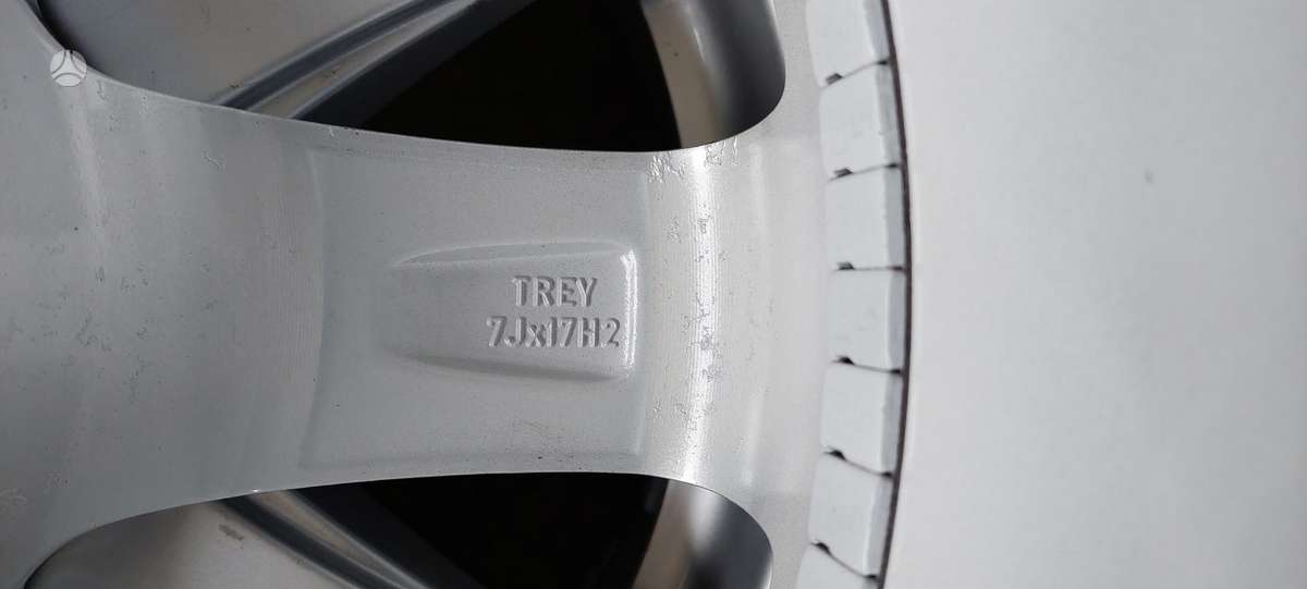 Dezent, light alloy, R17