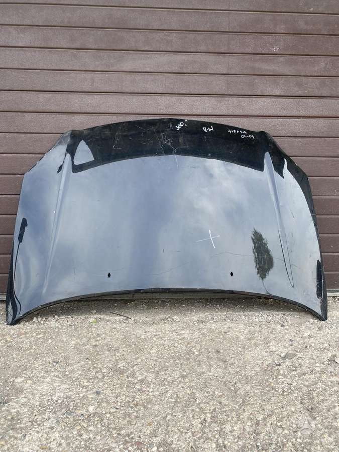 Toyota Avensis kėbulo dalys