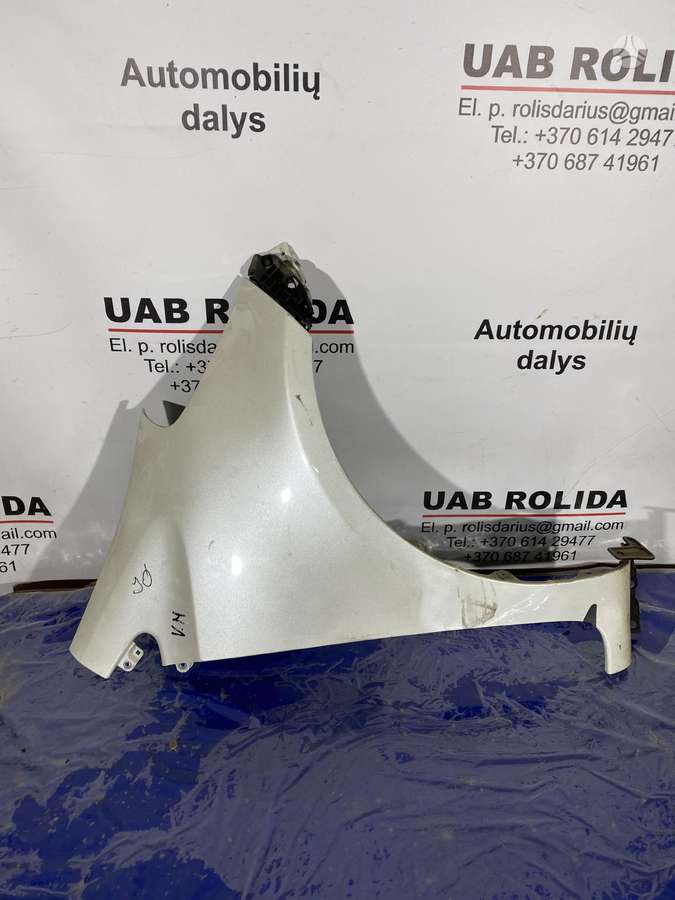 Toyota iQ детали кузова