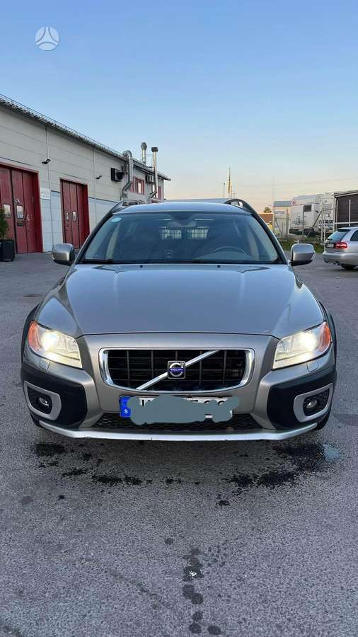 Volvo XC70 Visos volvo dalys 130000km