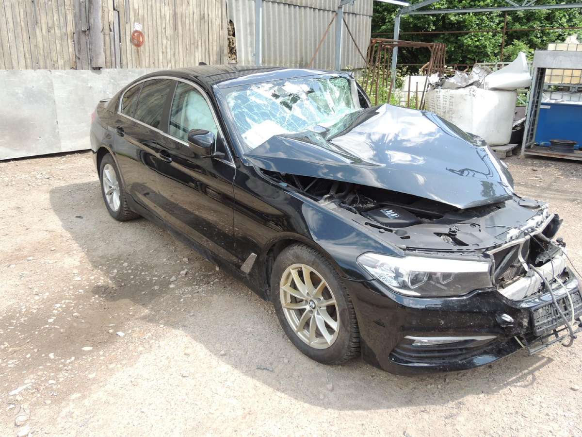 BMW 520 Vin wbajc5106hg468340