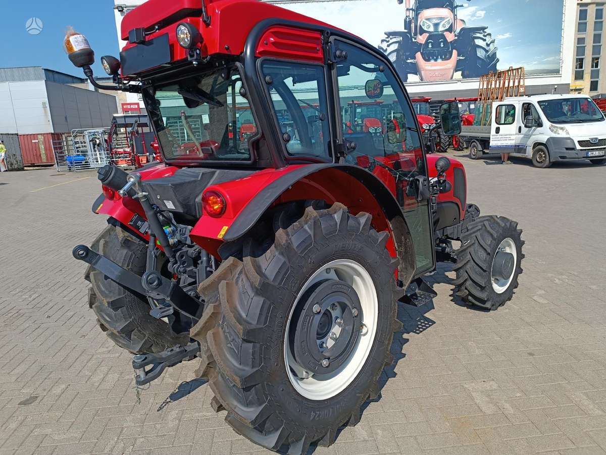 Basak 2080, tractors