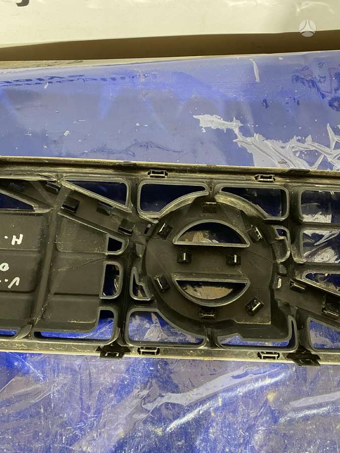 Volvo V70 body parts