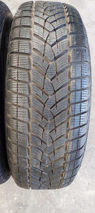 Goodyear, winter 215/65 R17