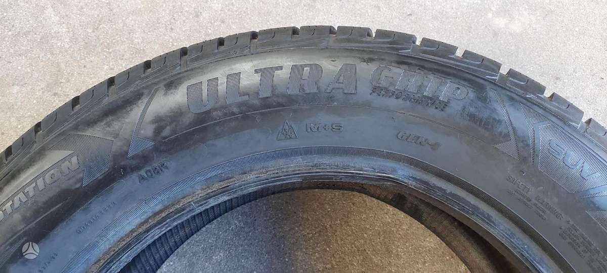 Goodyear, winter 215/65 R17