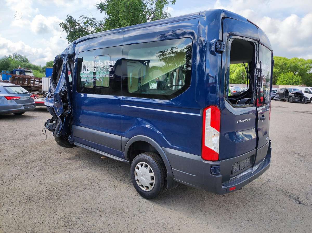 Ford Transit, passenger vans