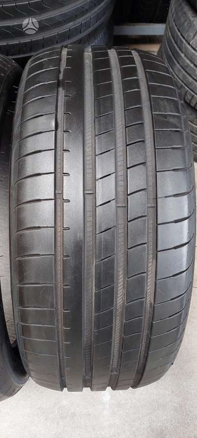 Goodyear, summer 245/40 R19