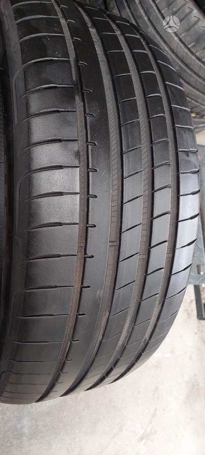 Goodyear, vasarinės 245/40 R19