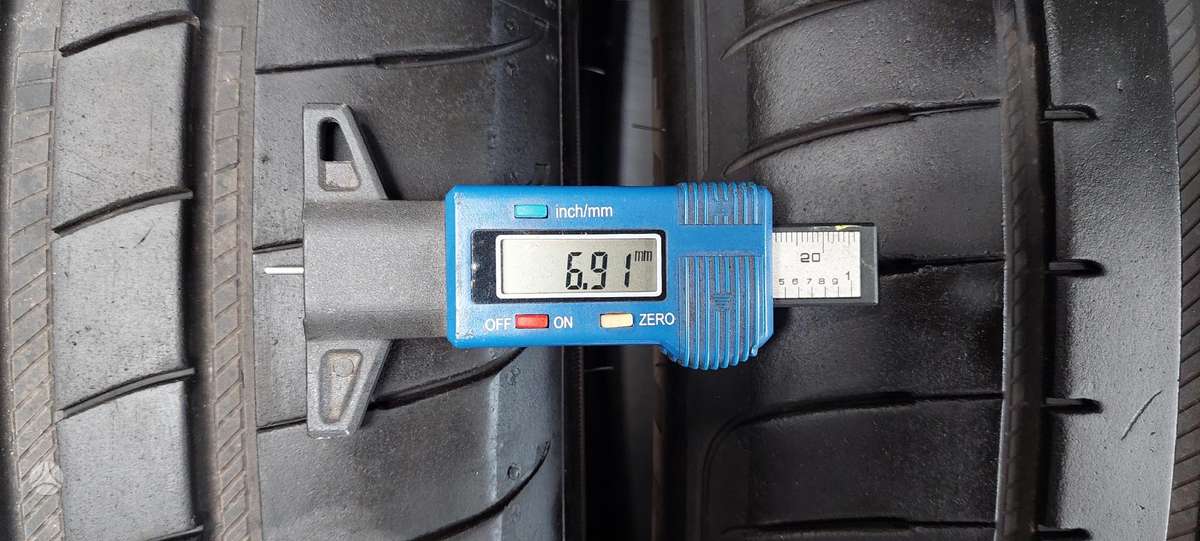 Goodyear, summer 245/40 R19