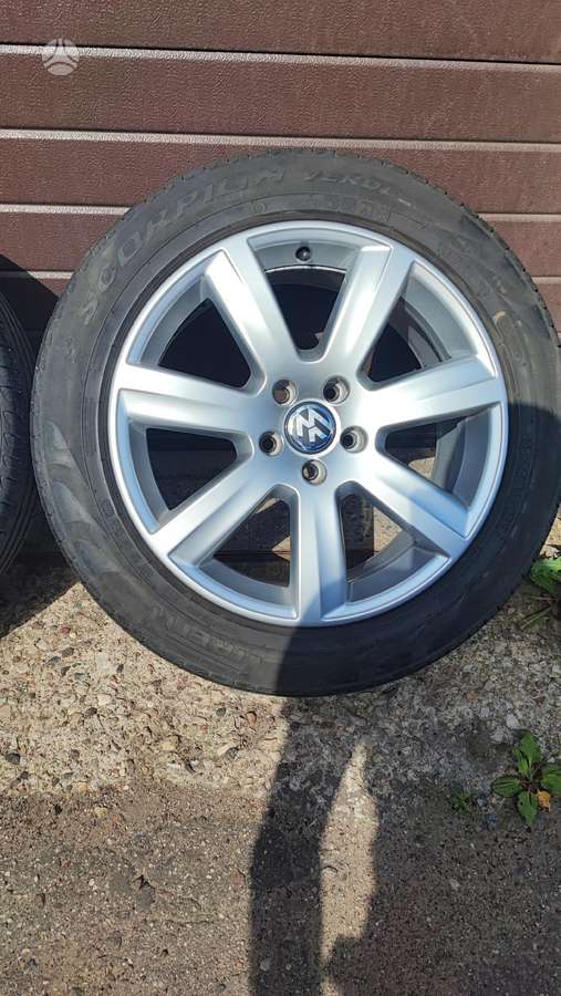 Volkswagen Su padangomis, легкосплавные , R18