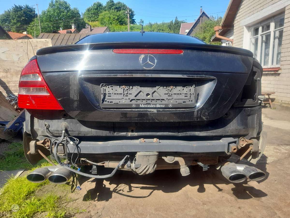 Mercedes-Benz E320 по частям. variklis 648