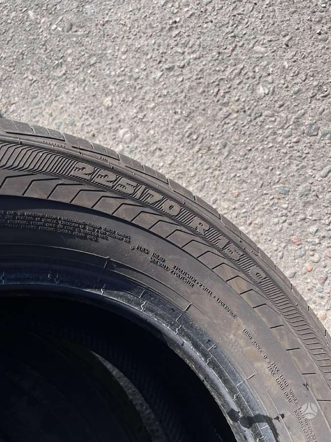 Semperit, vasaras 225/70 R15