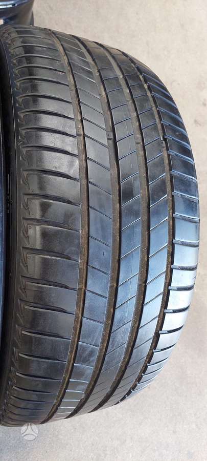 Bridgestone, летние 245/40 R19