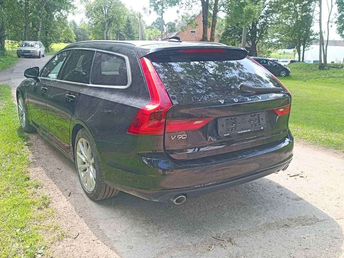 Volvo V90 по частям. Europa