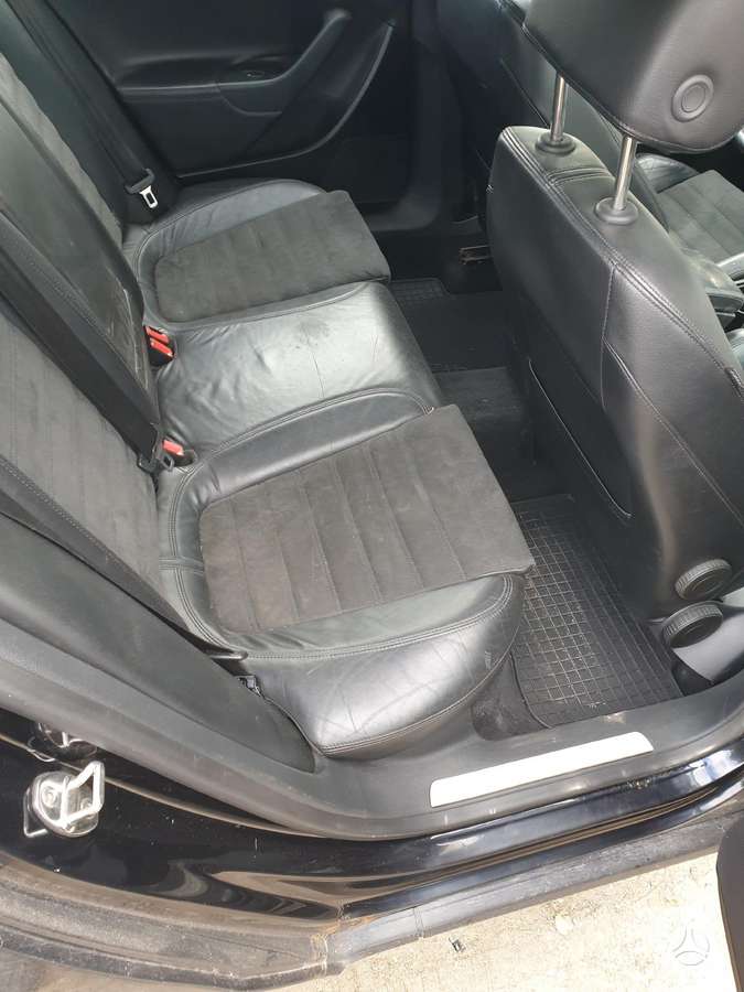 Volkswagen Passat for parts