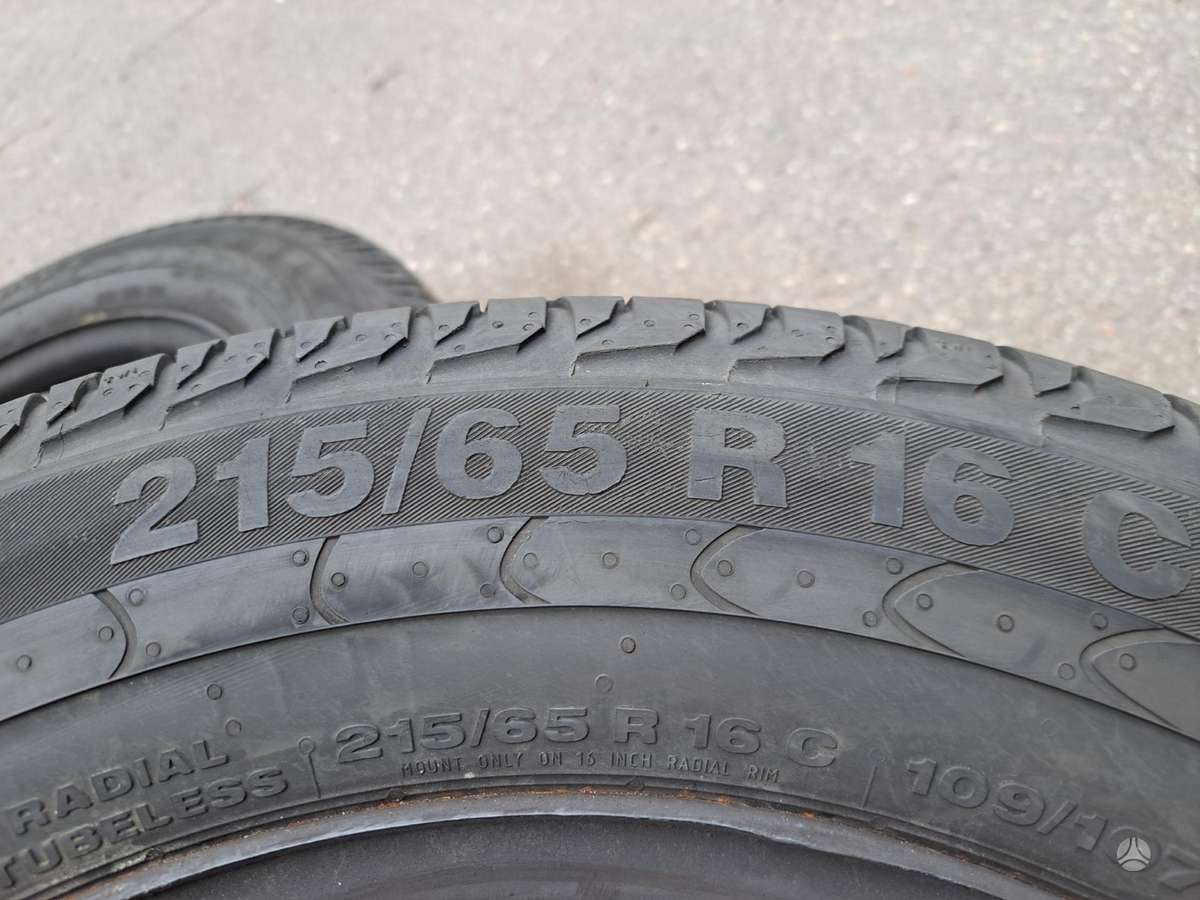 Continental Vanco2 8-9mm., summer 215/65 R16