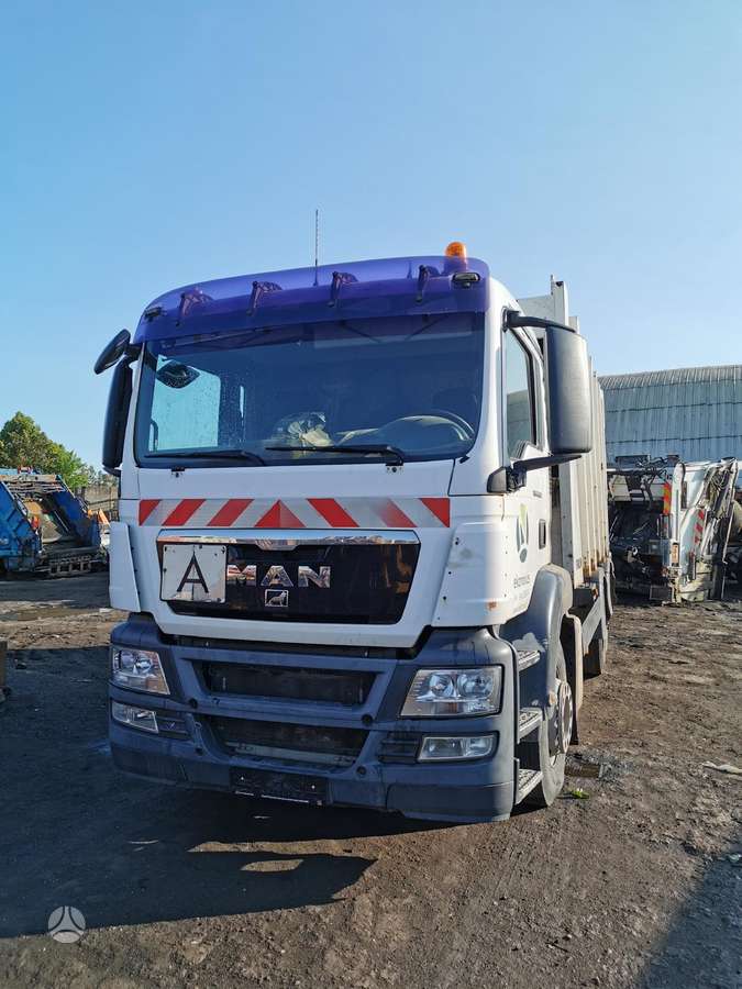 MAN TGS 26.320, trucks