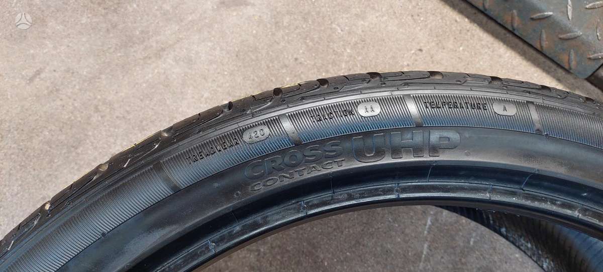 Continental, summer 275/35 R22