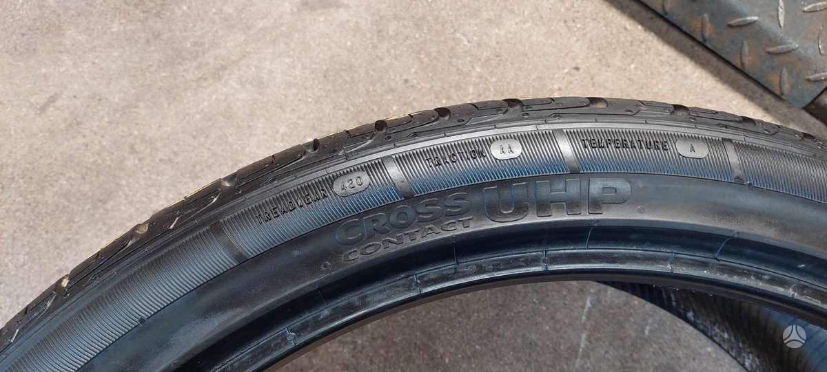 Continental, vasarinės 275/35 R22