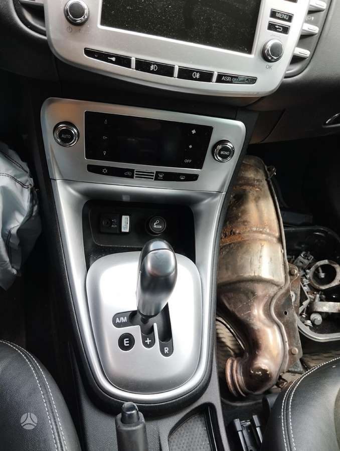 Lancia Delta dalimis. Automatas