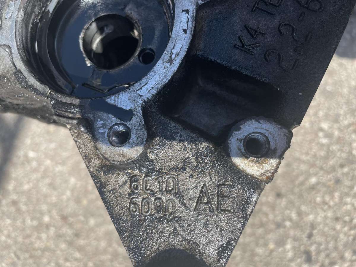 Citroen Jumper cylinder head