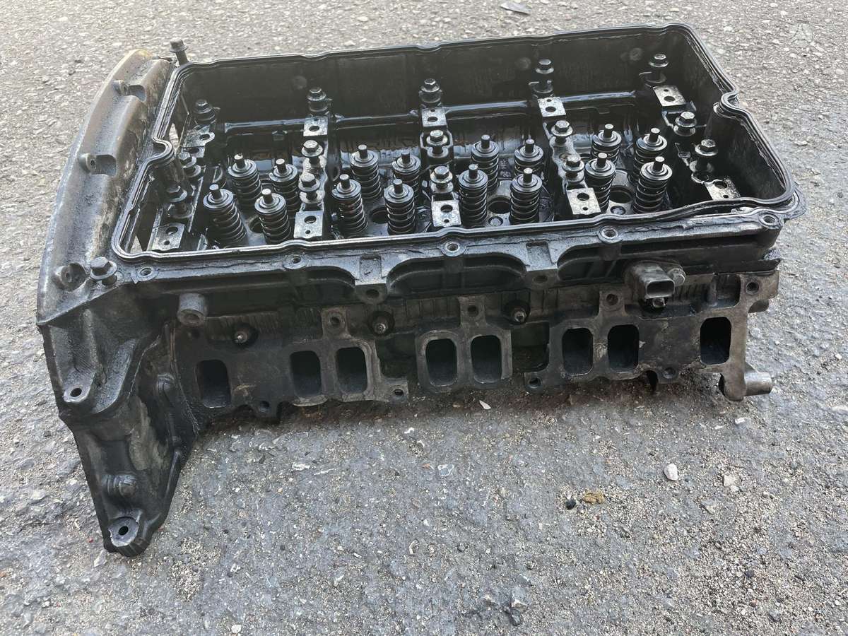 Ford Transit, 6c1q6090BE, cylinder head
