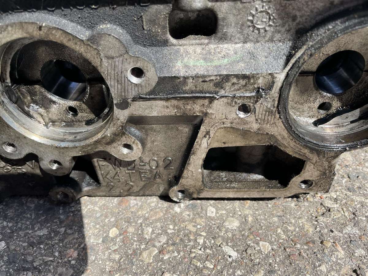 Ford Transit, Bk2q-6090-ac, cylinder head