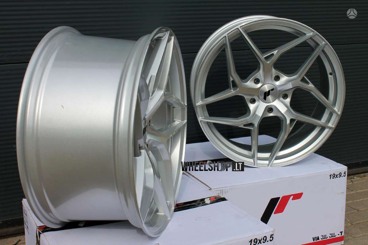 Japan Racing JR35 Silver, light alloy, R19