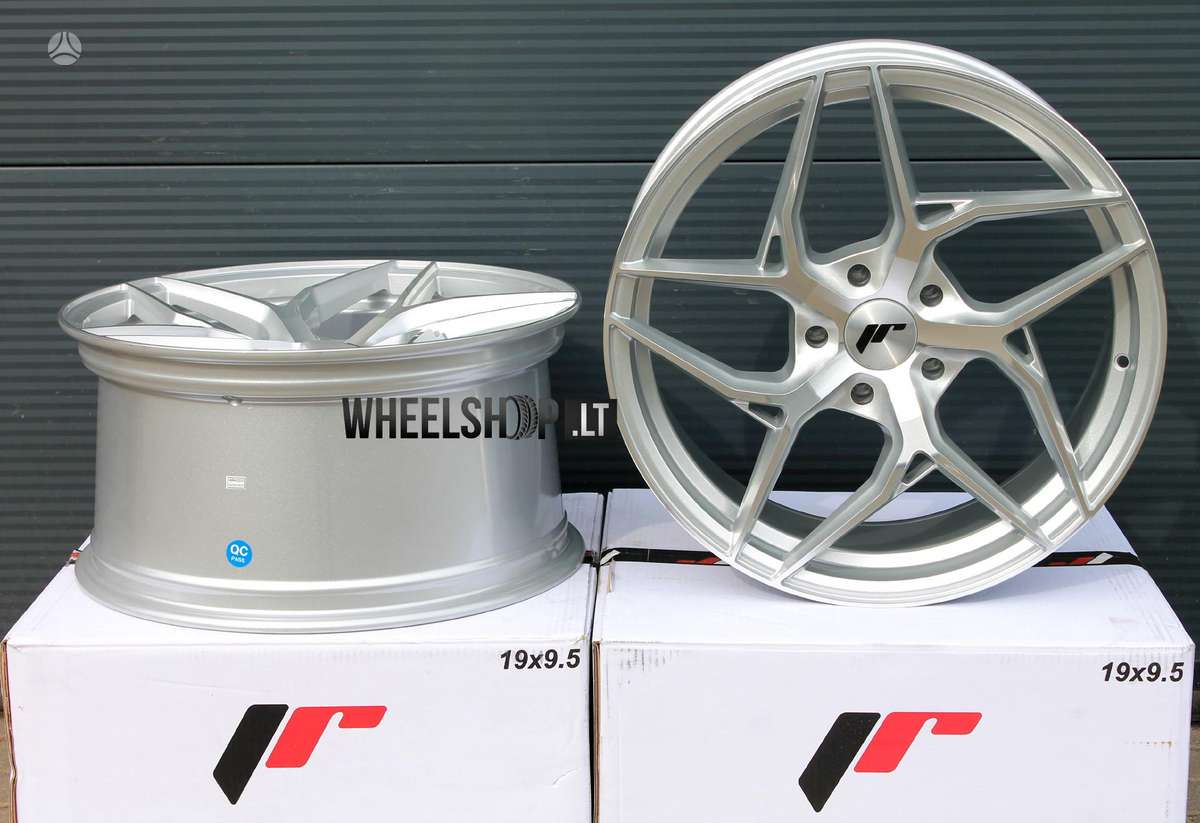 Japan Racing JR35 Silver, light alloy, R19