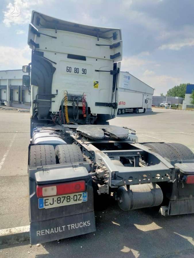 Renault T 460, 1 miegamoji vieta