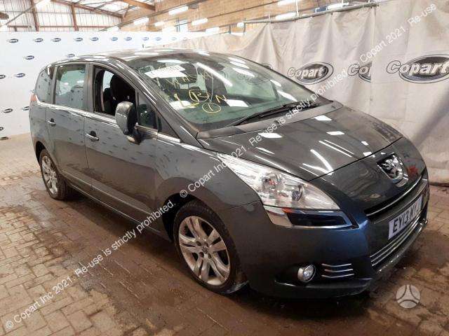 Peugeot 5008 for parts
