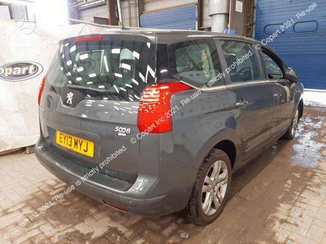 Peugeot 5008 dalimis