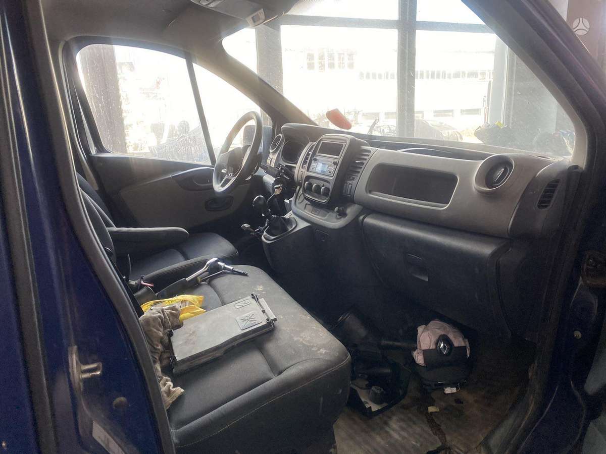 Opel VIVARO, passenger vans