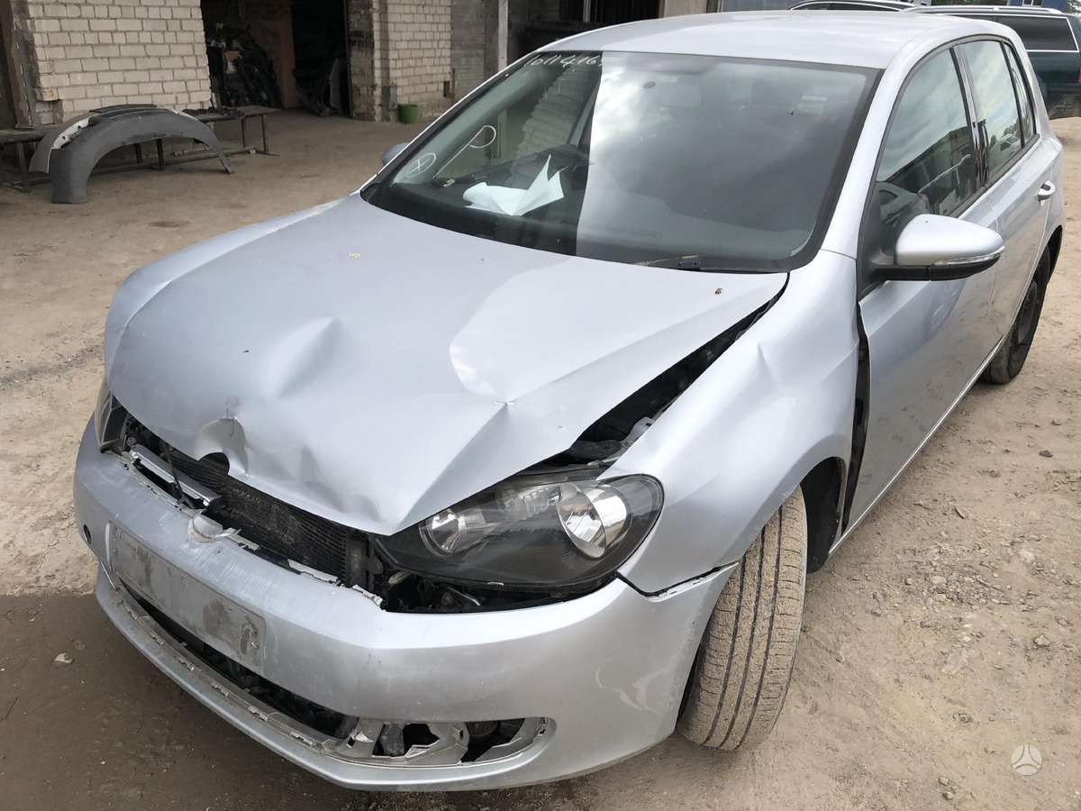 Volkswagen Golf rezerves daļās