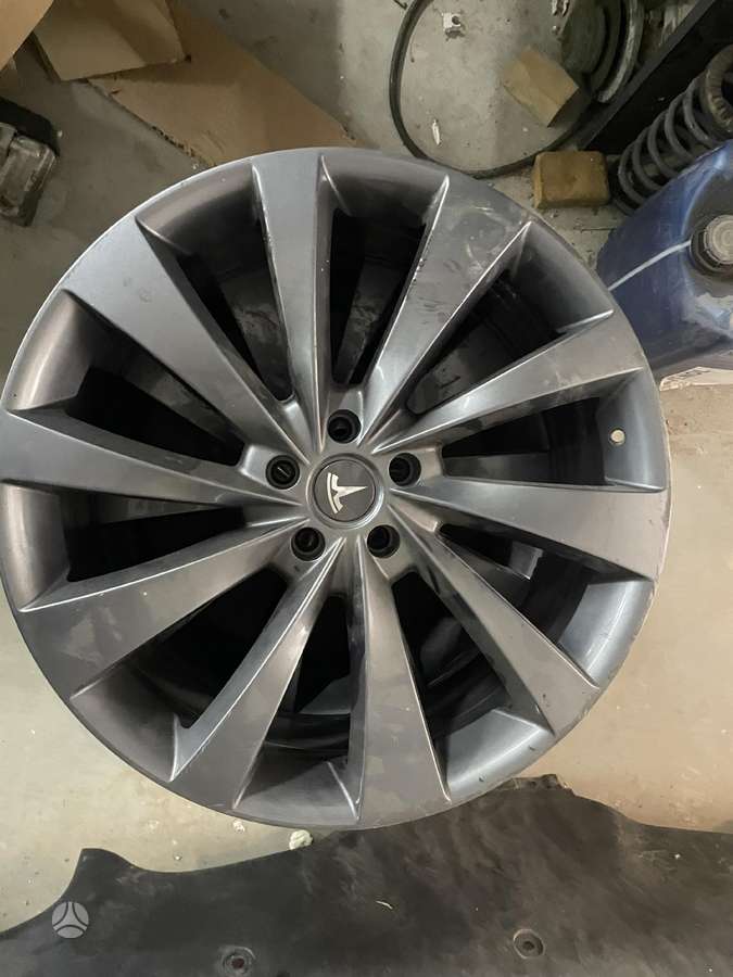TESLA Model X/S, lengvojo lydinio, R20
