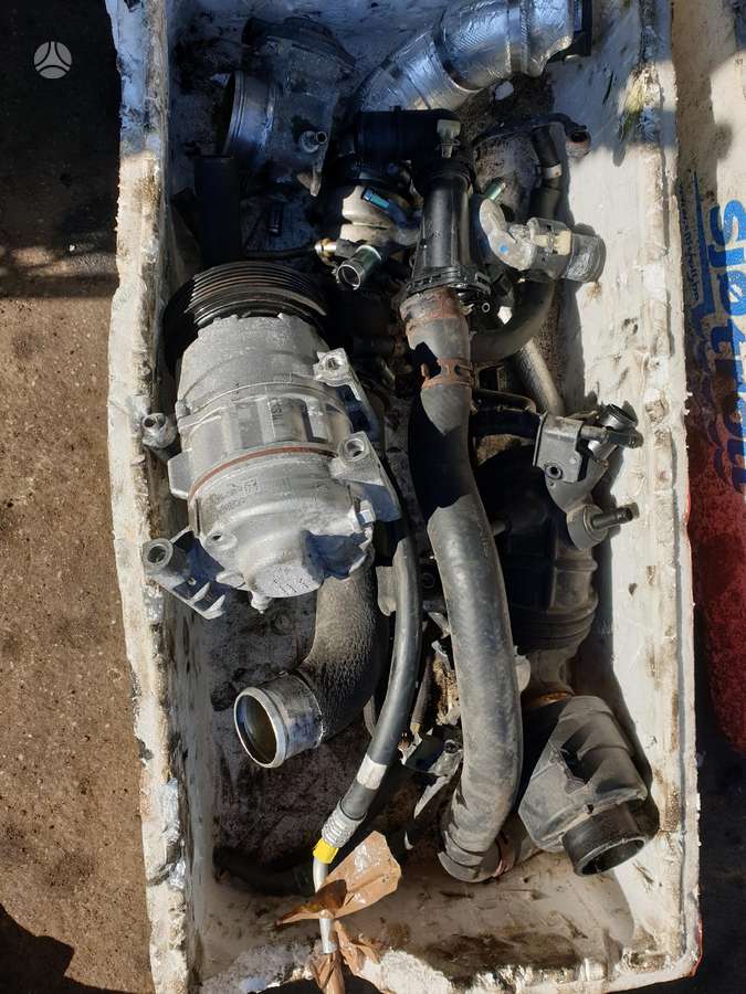 Kia Sportage engine parts