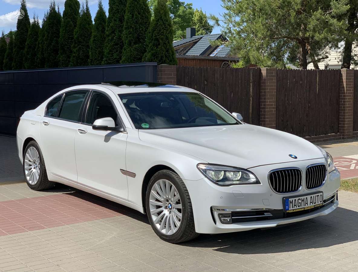 BMW 740, 3.0 l., sedanas 2012-09 m., | A23896658