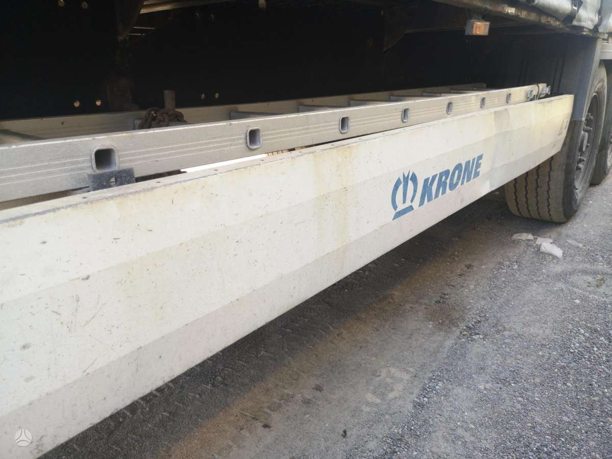 Krone, užuolaidinės / tentinės