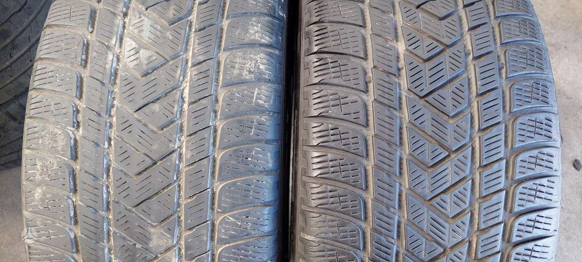 Pirelli, зимние 265/40 R22