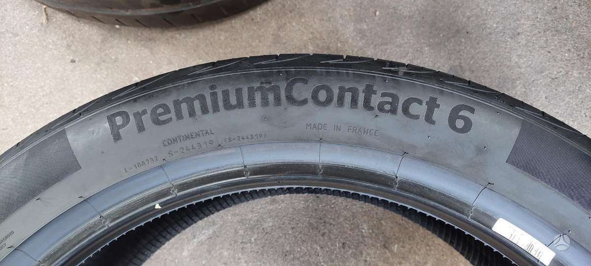 Continental, summer 235/45 R20