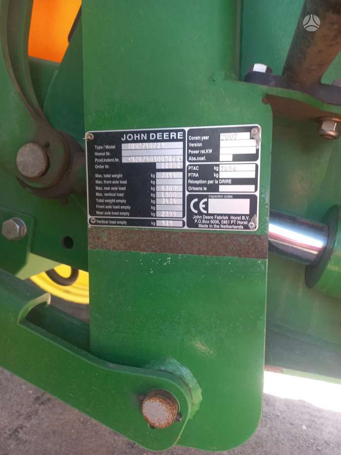 John Deere 740, разбрызгиватели