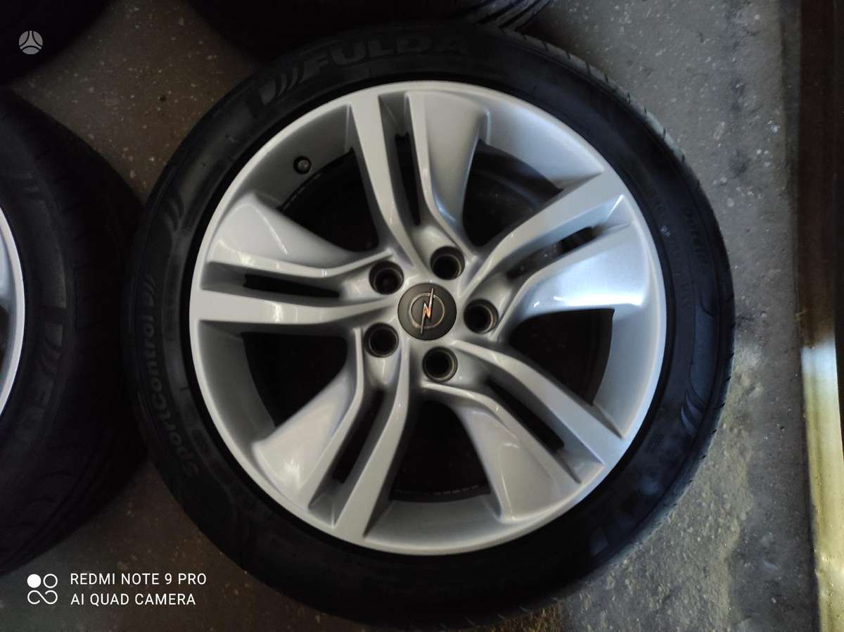 Opel Su davikliais, light alloy, R17