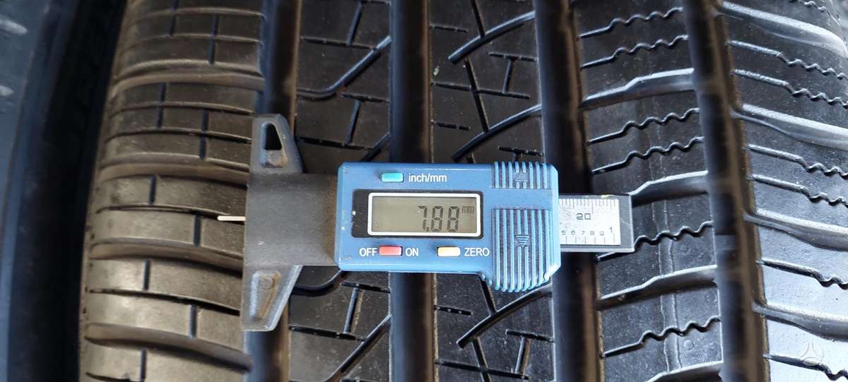 Pirelli, all-season 265/40 R22