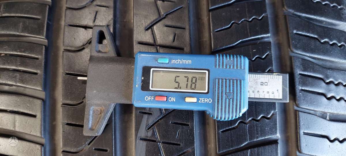 Pirelli, all-season 265/40 R22