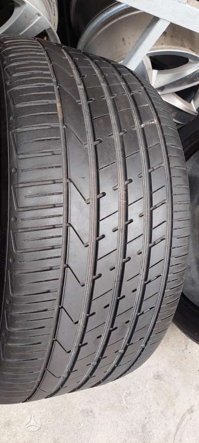 Hankook, летние 295/35 R21