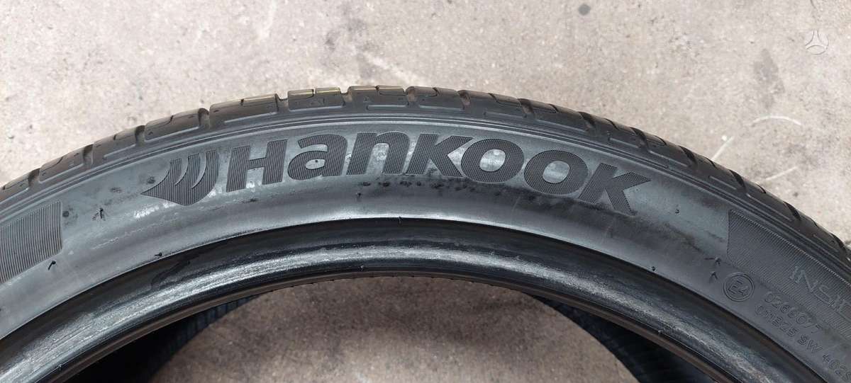 Hankook, summer 295/35 R21
