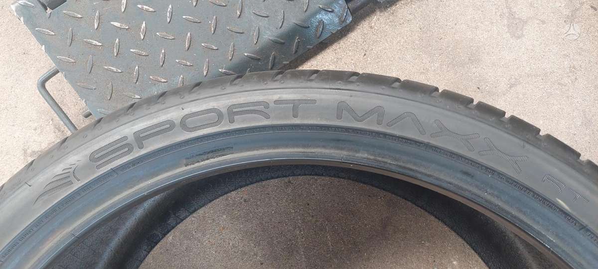 Dunlop, summer 295/35 R22