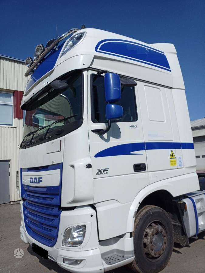 DAF XF460 FTG, vilcējs