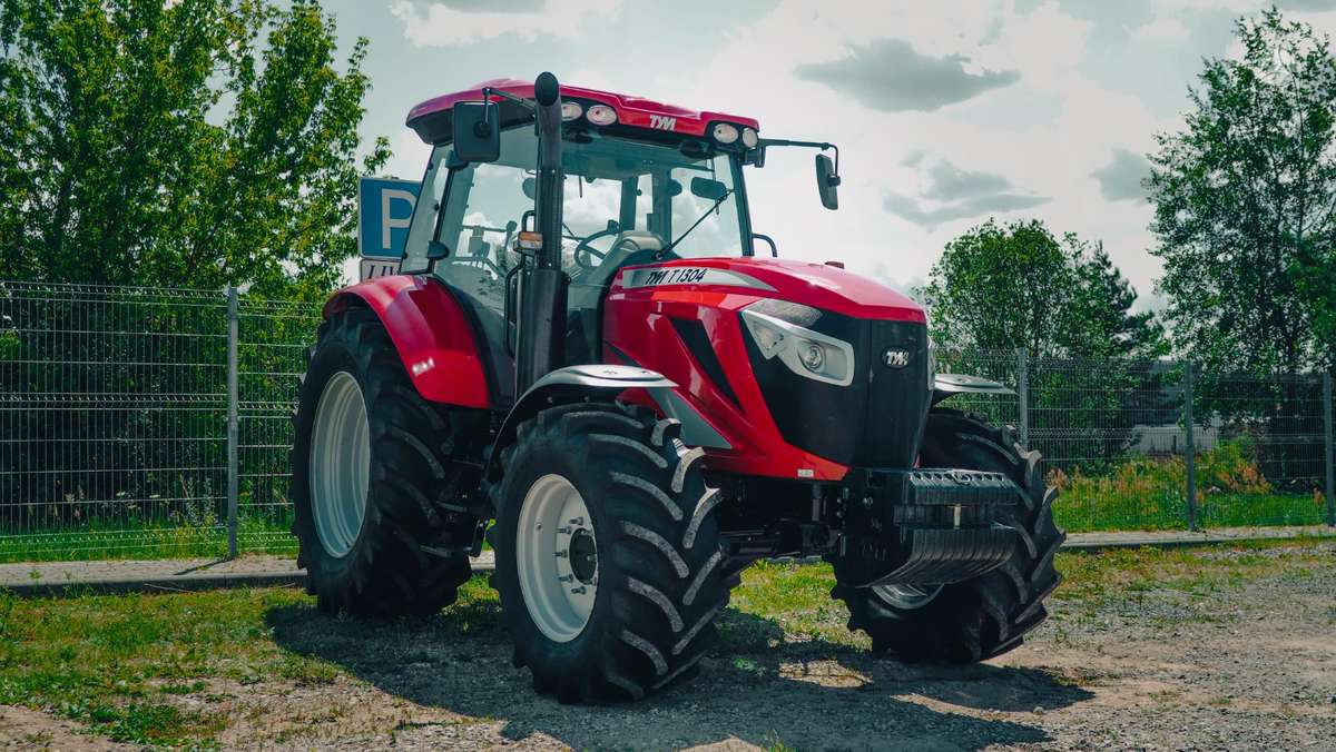 TYM GERIAUSIAS PASIRINKIMAS T1304, тракторы