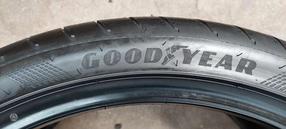 Goodyear, vasarinės 305/30 R21